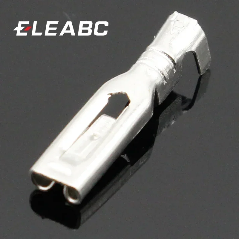 2,8 mm kučeravý konektor samíc rýľ