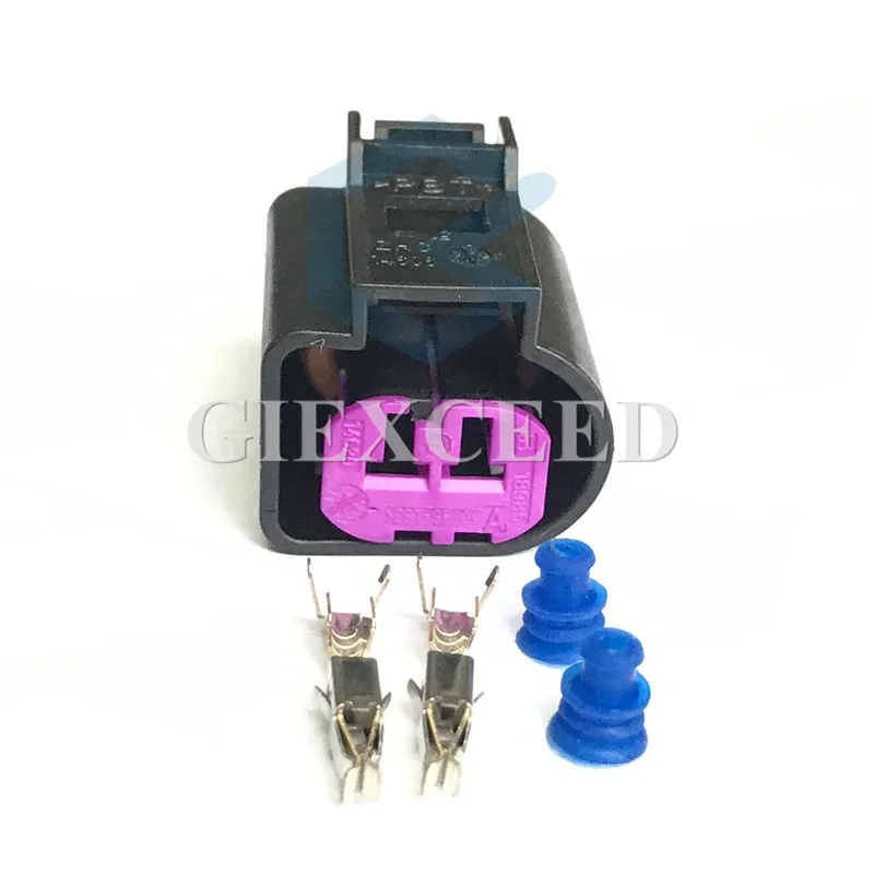2 súpravy 2 PIN AC Zostava 1J0973772 Žena vodotesný motorový reproduktor kryt Automatické generátor zásuvky pre VW Magotan Sagitar CC
