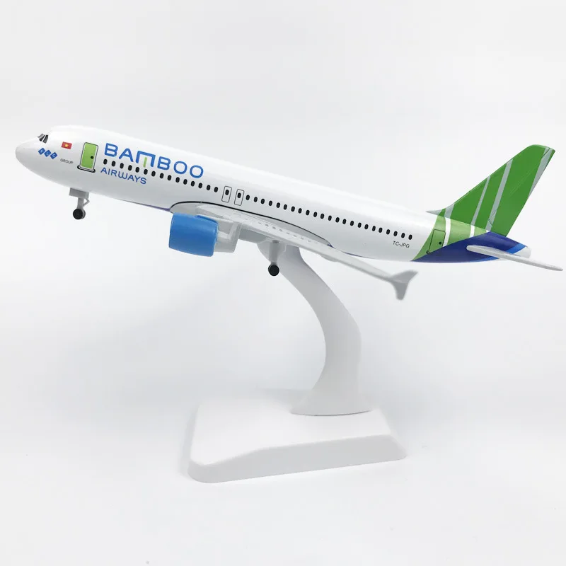 20 cm zliatinové kovové odlievkové letúny A320 Vietnam letecké lietadlá Model 1: 400 Replika Airbus Model Ornament s podvozkom