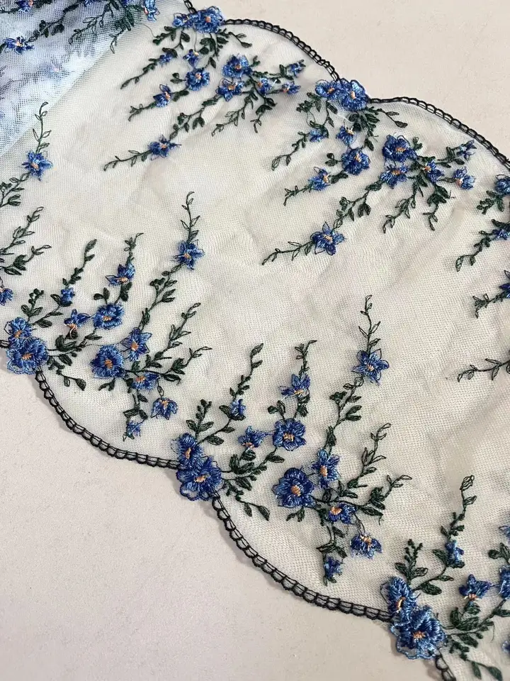 20 yardov 23 cm široký zafír Purple vyšívací čipk