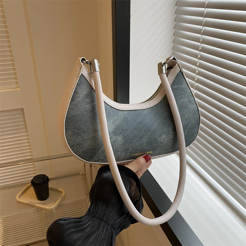 2023 Nová módna podpašská taška dizajnér Denim Denim Otvorená taška na rameno Dámska večierka Crossbody Bag Cast -Zipper Nákupná taška