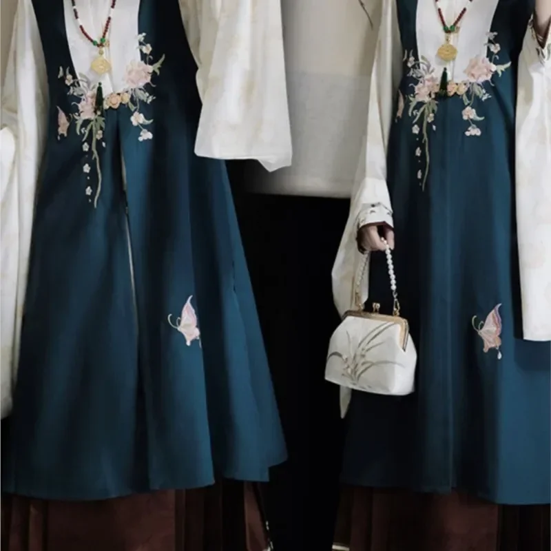 2023 Originálne šaty Ming Hanfu Bijia Vesta Stand-up Gollar Placket Výšivka Hanfu Dress Costume