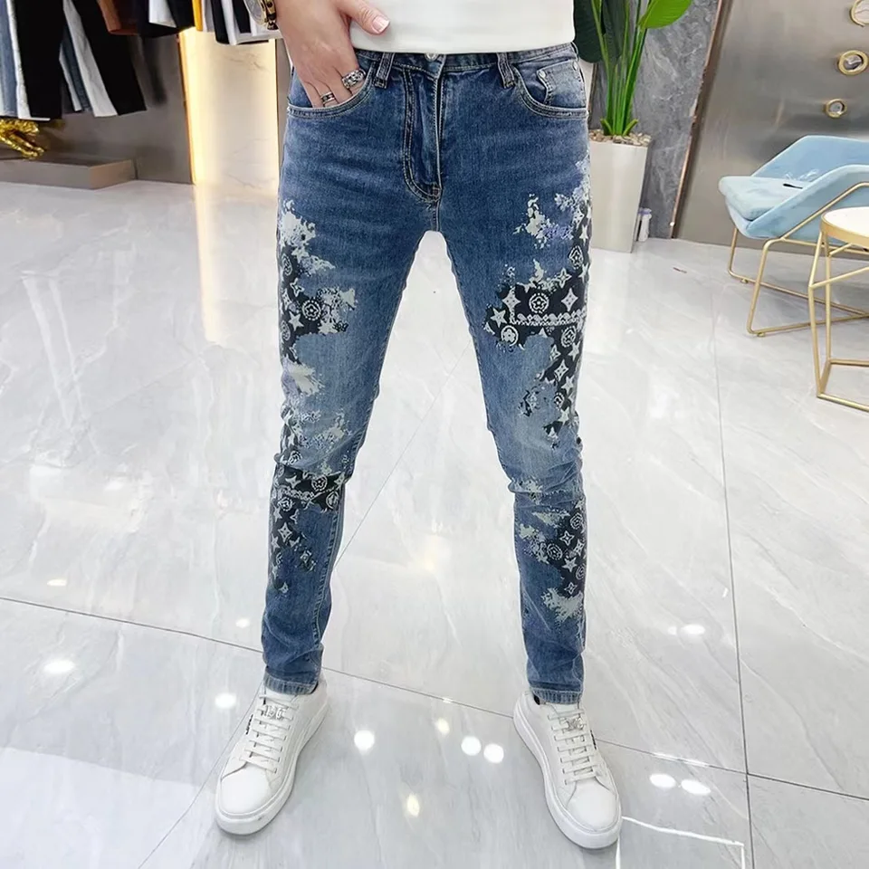 2023 Pánske Skinny Jeans Značka graffiti tlačené džínsy Pánske letné letné osobnosť umývanie elastického štíhleho muža malé nohavice džínsové nohavice