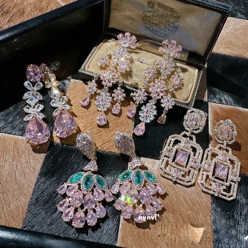 2023 Ženy Papalacha Pink Gemstone Grape String Antique Feel Plated 18k zlatý prášok kvetina kytica zirkón Náušnice
