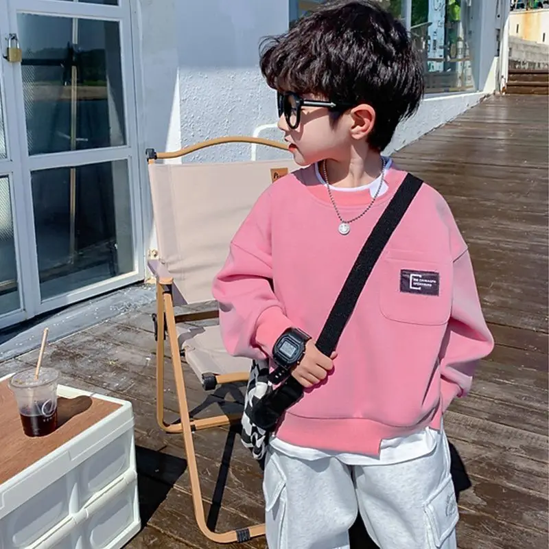 2024 Autumn Kid Tees O-Neck Bottwork Pattwork košeľa chlapec Príležitostné rukávy Tričko Dievčatko Dievčatko bavlnené vrcholy mikiny