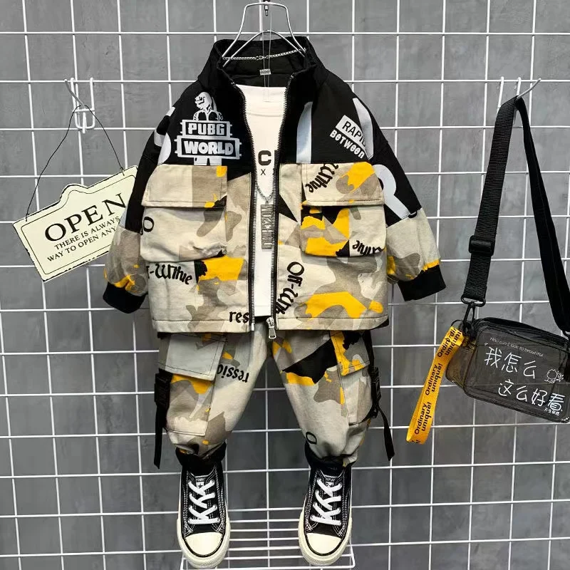 2024 Boys Baby Sets módne bunda Letter Boy Clothing Obliekanie Detské deti Kórejské kabáty Topy + nohavice bavlna 2 3 6 8 10 rokov