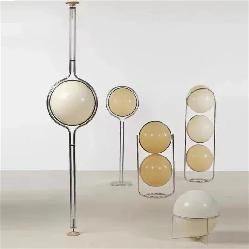 2024 Creative E27 Desk Lamp Led Metal Chrome Light Light Obývacia izba Hotelová izba Biele akrylové guľôčkové svetlá Domov Art Deco Art Maslo Lamp