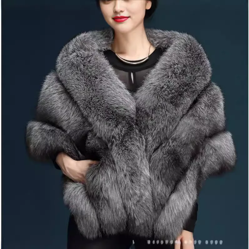 2024 Imitácia líška Fox Fur Grass Shawl Dámske biele svadobné plášť