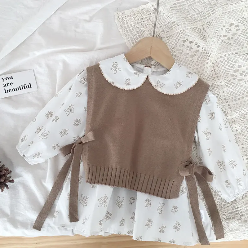 2024 jar Instagram detská pletená vesta Korean Edition Baby Lace Up Tank top Dievčatá vlnená malá miláčik miláčik bavlna