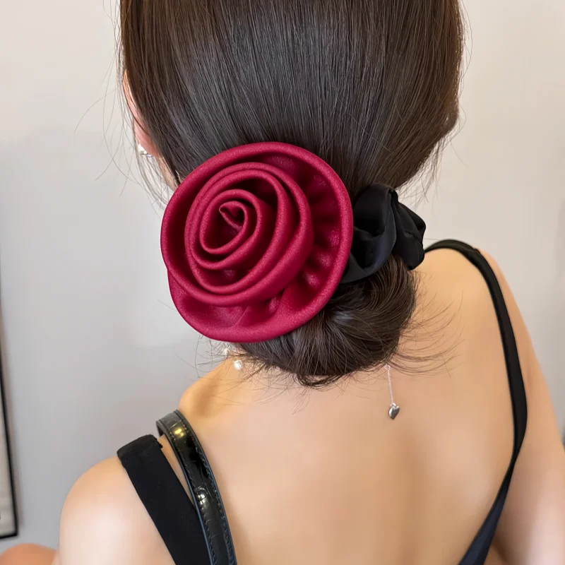2024 Jeseň Classic Bordeaux Satin Vlasy Vlasy s vinobranie ružový dizajn francúzsky ružový tvar scrunchies elegantné vlasové doplnky