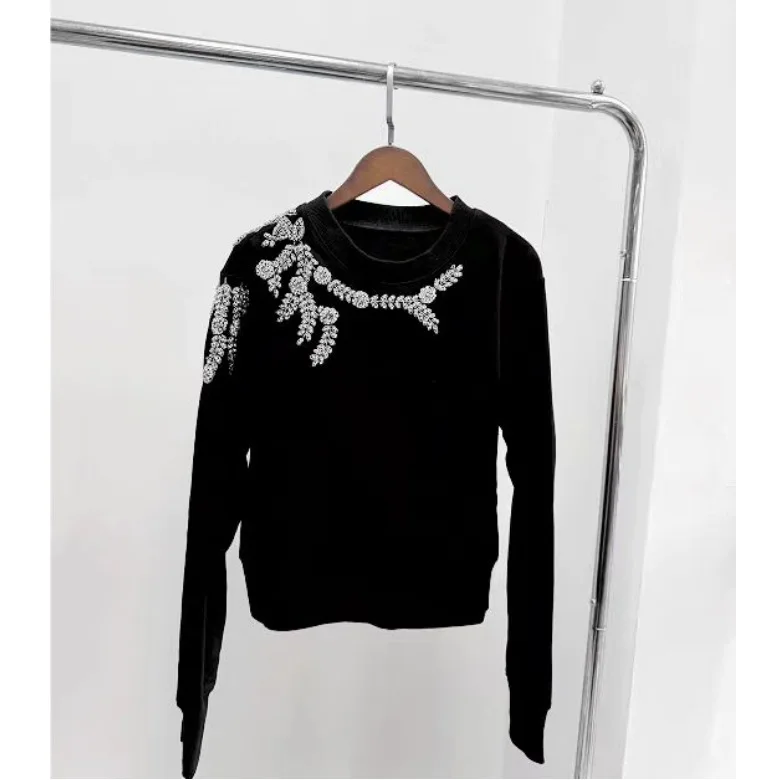 2024 Jeseň Classic Dámsky rameno Diamond Diamond Pullover s dlhým rukávom okrúhly krk mikina mikina zimné oblečenie Ženy