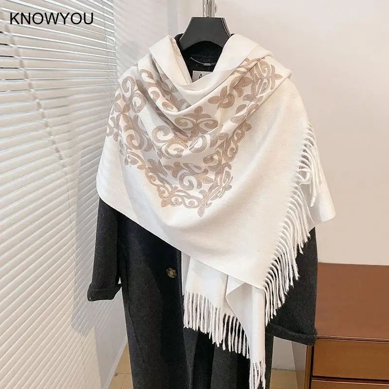 2024 Jeseň Zimná zima Teplý šál Ženy luxusné vyšívanie kvetov Bufanda veľkú veľkosť šály Imitácia Cashmere Poncho ženská pašmina