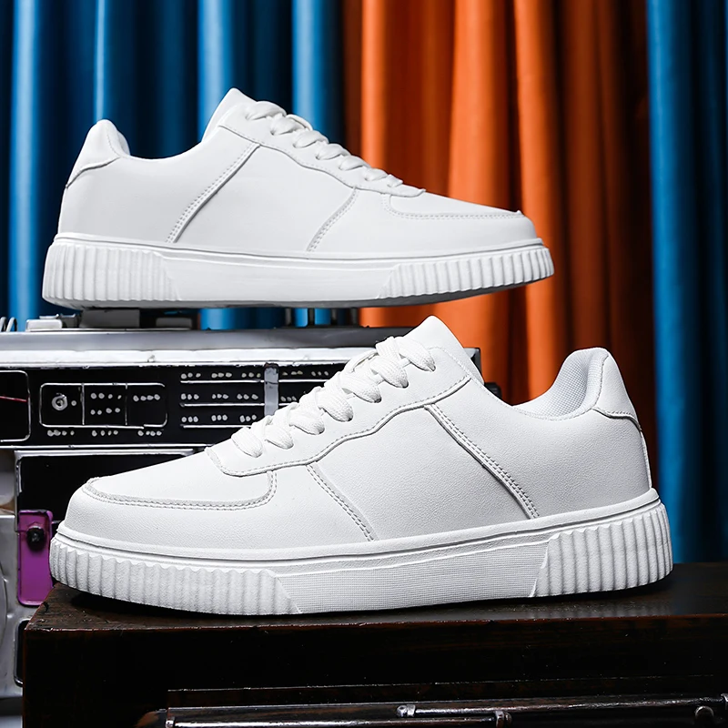 2024 Módna klasická koža pánske topánky Skateboard Trainer Fashion Urban Tlánovca Men Comfort nízko top ležasné topánky