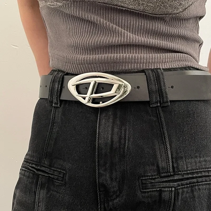 2024 Nový kreatívny všestranný študent opasku Kórejské príležitostné džínsy s čiernym pásom pre dizajnér Belt Trend Belt Belt