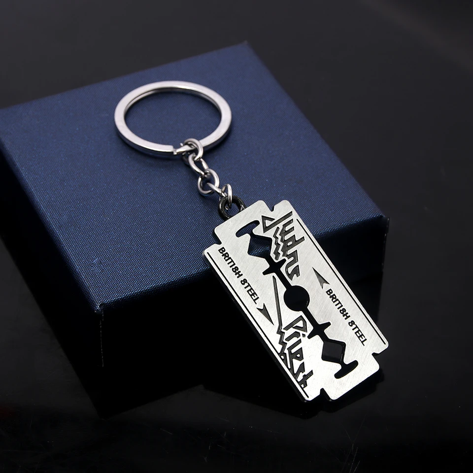 2024 Nový kľúč Keychain Hip Hop Rock Band Judas Priest Blade Razor Tvar prívesku Key Chain Men Metal Keyring Chaveiro Šperky