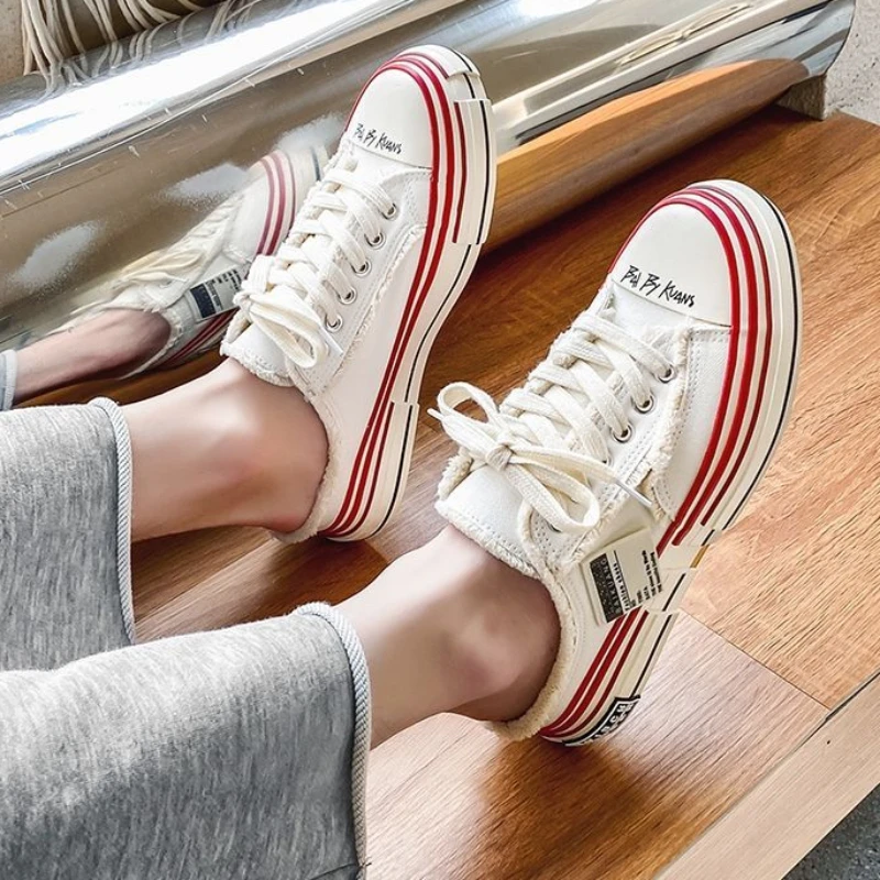 2024 Platforma módnej platformy pre mužov Flat Sandals Muž štýl Elegantný dizajnér Luxusný náhodný neformálny cena Originálne maskullino topánky