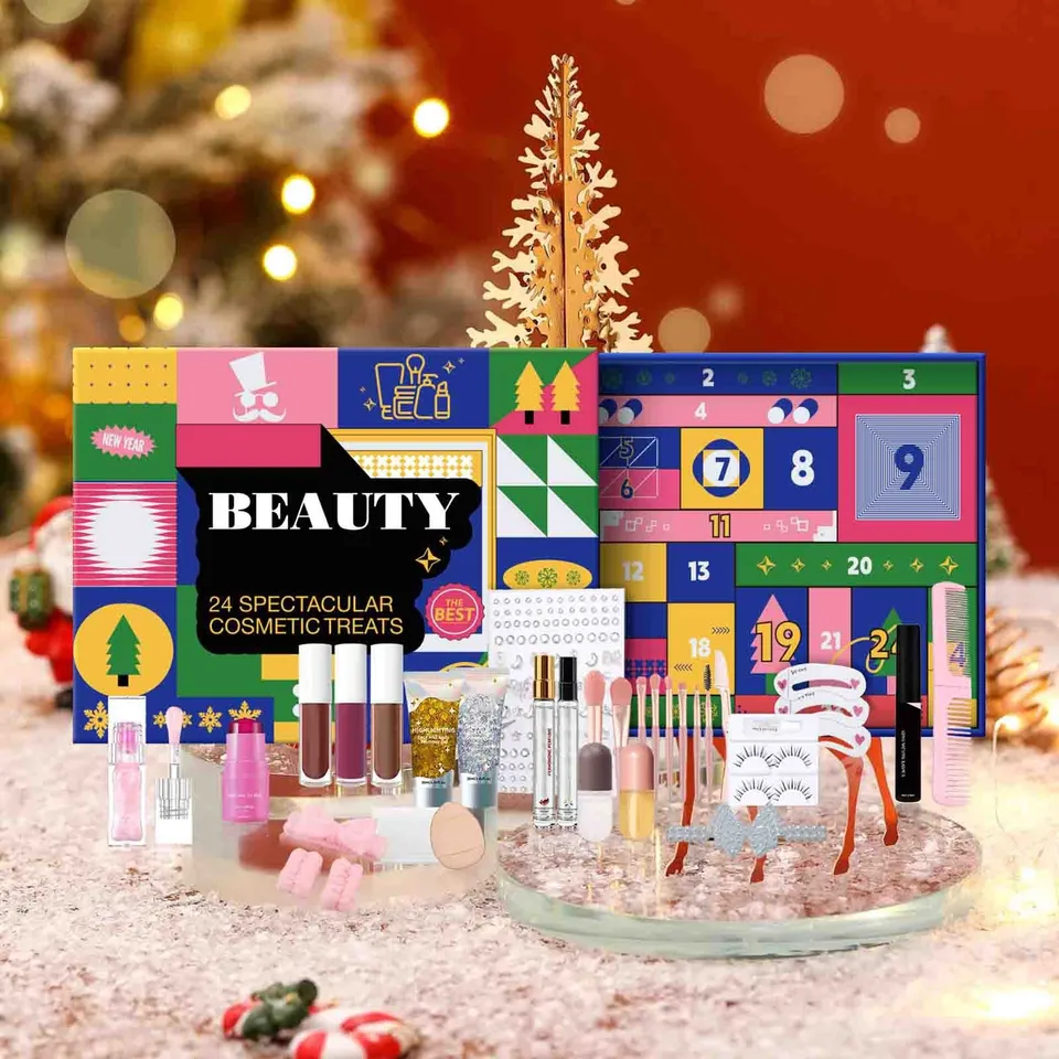 2024 Vianočné odpočítavanie CALENDAR Darčekový box 24 kusov make -up Set Kalendár, vianočný adventný kalendár, 24 prekvapivých darčekov