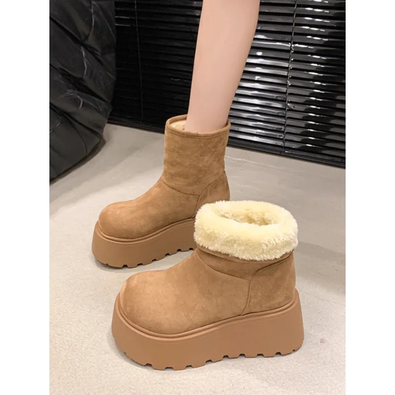 2024 Zimné snehové topánky Ženy Khakii Suede Leather Big Head Dámske dámske zvyšujúce sa Zametované zamatové tepelné bavlnené topánky Boots