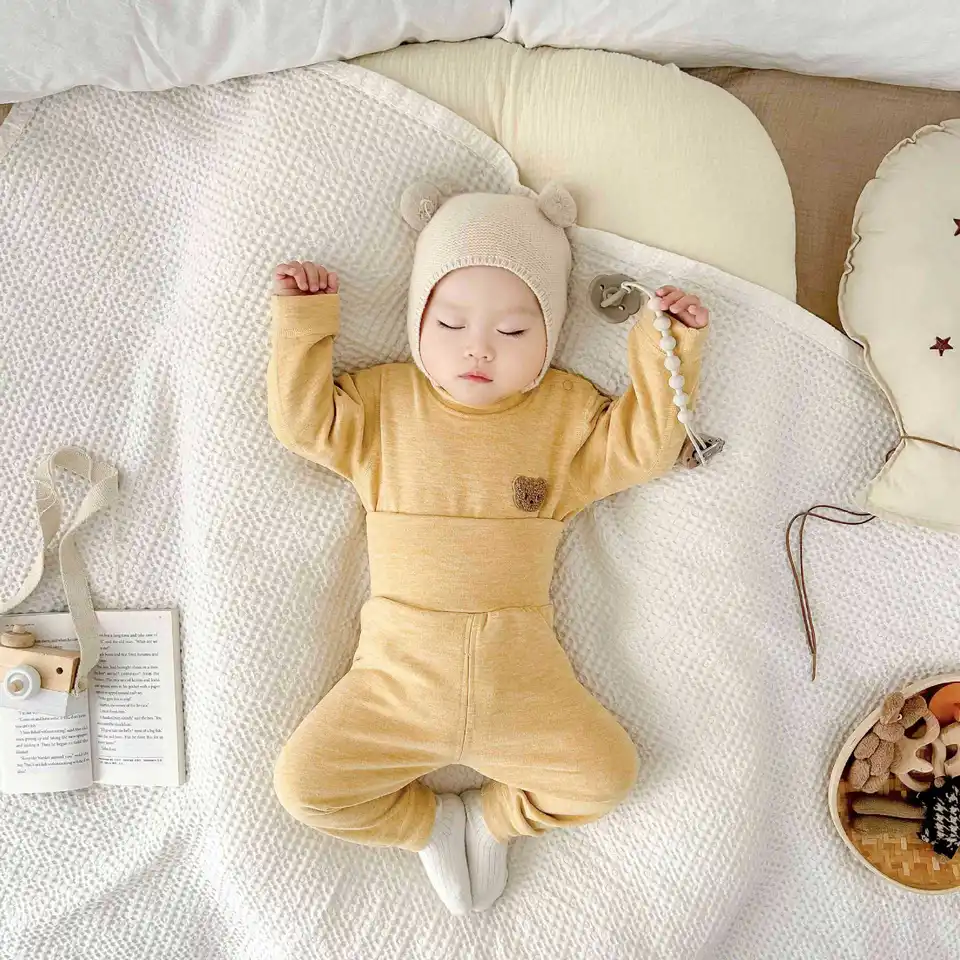 2025 Nová kórejská jarná jeseň Dieťa chlapci pyžamá bruško ochrana bavlny Boys Underwear Battle Boys Domáce oblečenie