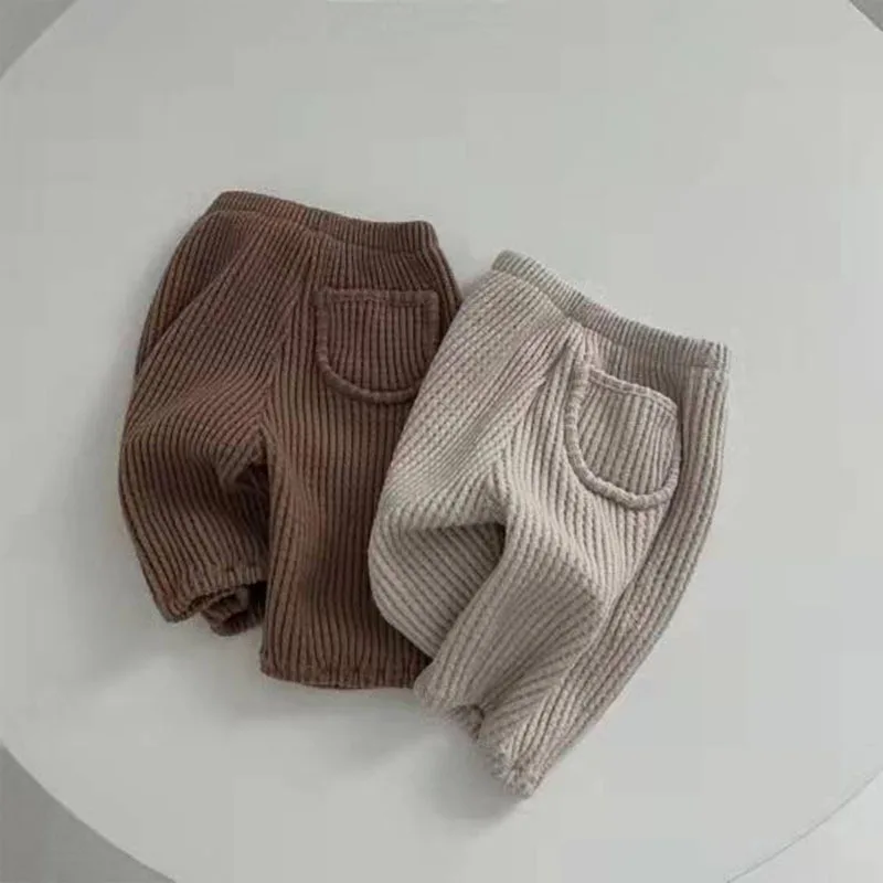 2025 Spring New Baby Pevné nohavice bavlnené detské rebrované nohavice módne chlapci Dievča
