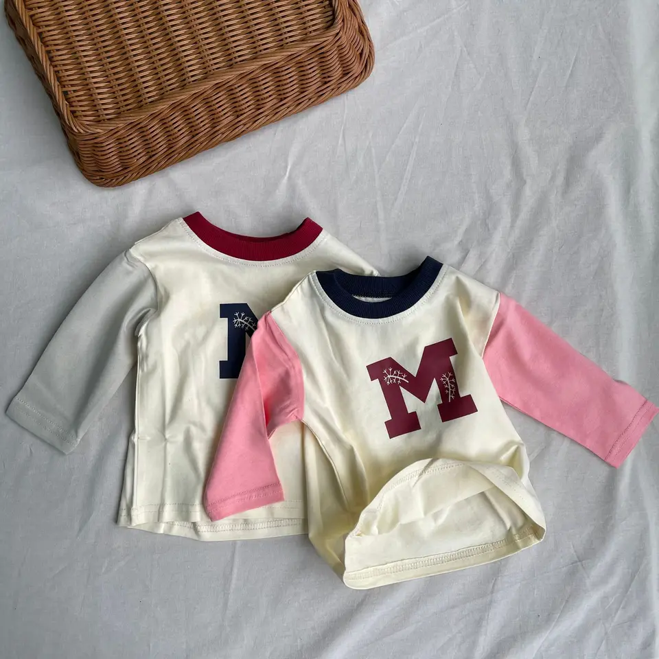 2025 Spring Nové dieťa s dlhým rukávom tričká Cotton Det Girls Dievča listy tlače Toddler Boys Loose Loose Tops detské oblečenie