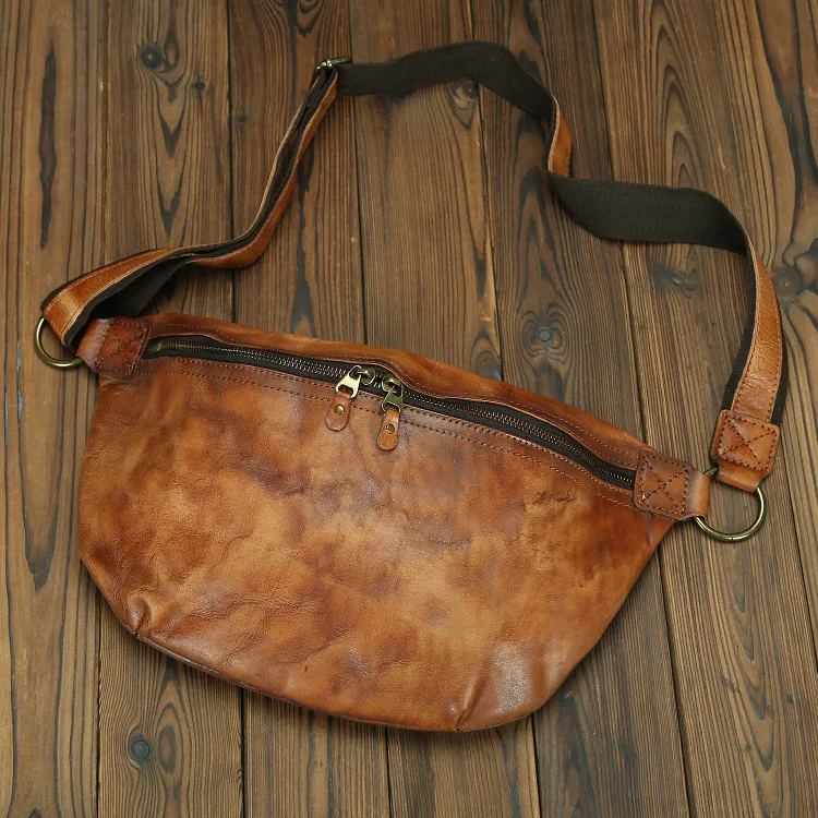 2025 Vintage ručne vyrábaný kožená hrudník vrecko Crossbody Bag Vrstva hlavy Zasiahnutá opálená kravská kožená taška na rameno Pánske cestovanie
