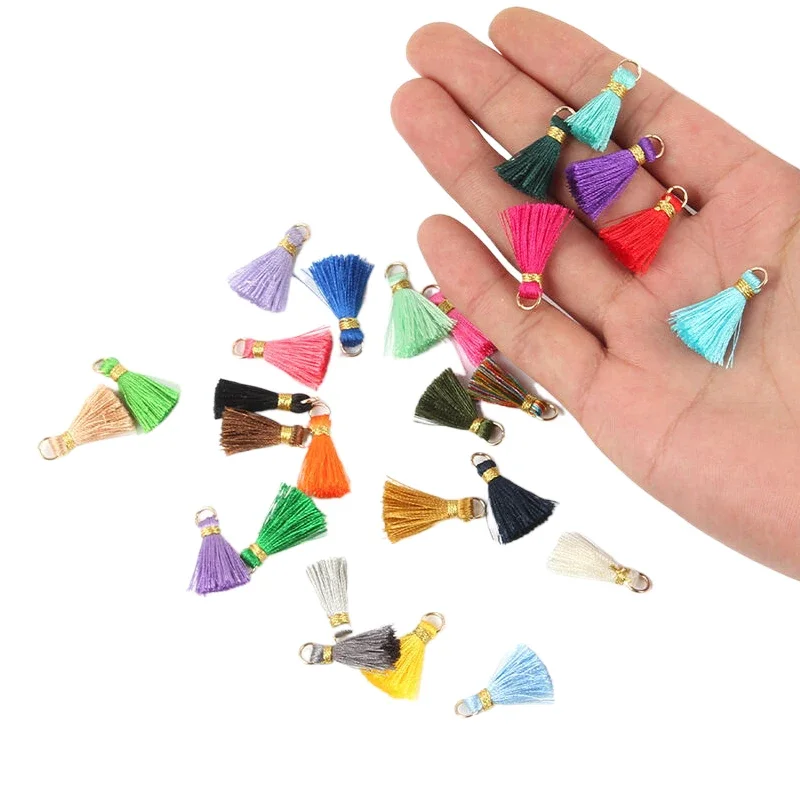 20ks 2,5 cm polyesterové lemovanie strapcových strapcov Šijacie záclony Prívesné strapce pre DIY Keychain Telefón Popruhy šperky Make