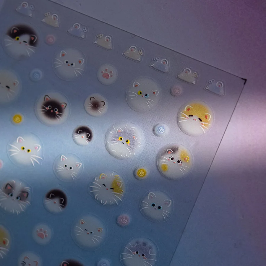 2d Krásna tučná mačka tvár Emote Expression Kawaii Paw Star Fish Bee Adhesive na nechty nálepky na nálepky