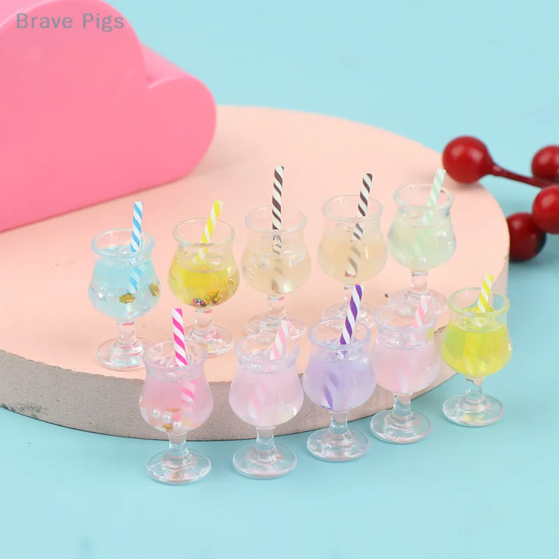 2ks Miniatúrny šťavný šálka mini kokteilové nápoje hračky 1/12 bábiky