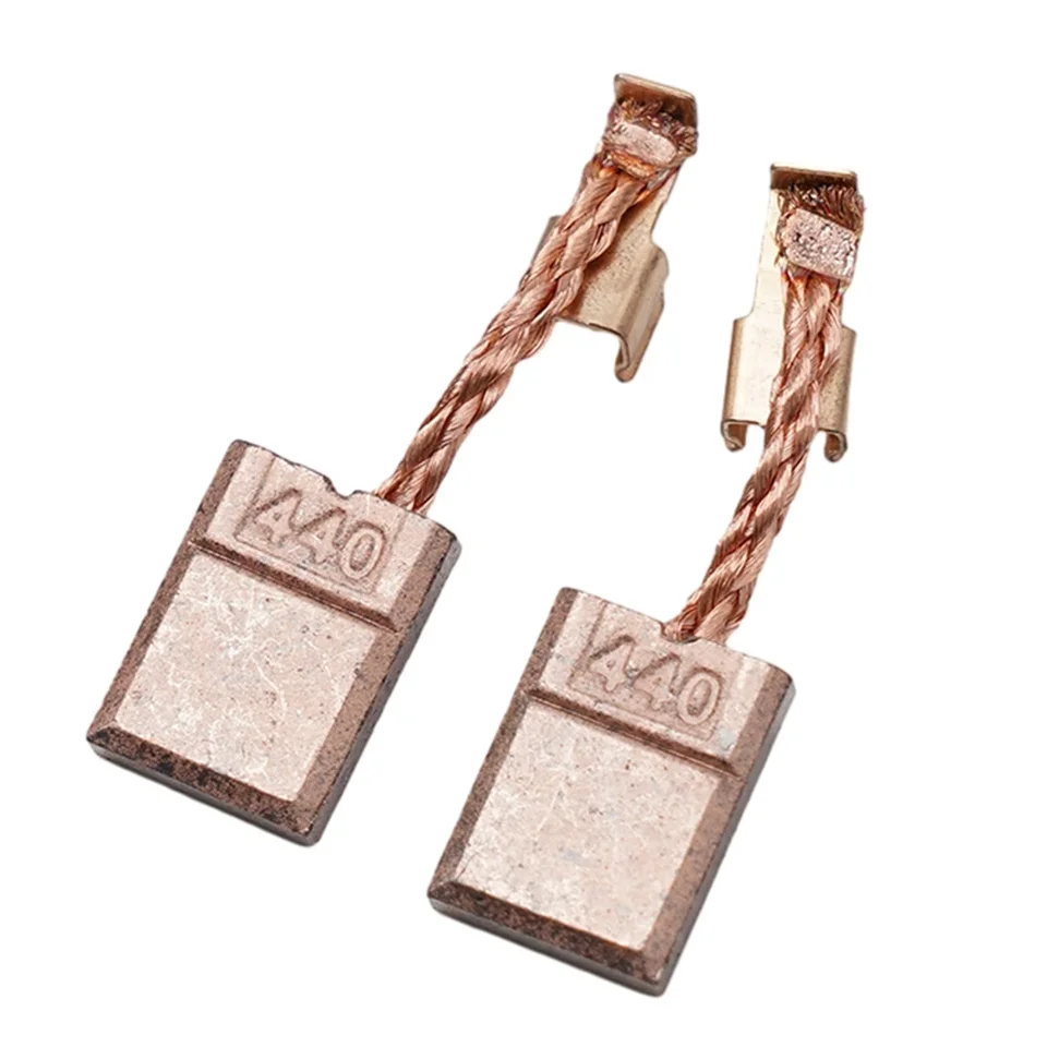 2PC uhlíkové kefy pre CB440 CB448 CB436 194159-4 196854-2 194427-5 DDF482 Príslušenstvo napájacieho nástroja 13 x 10 x 3 mm