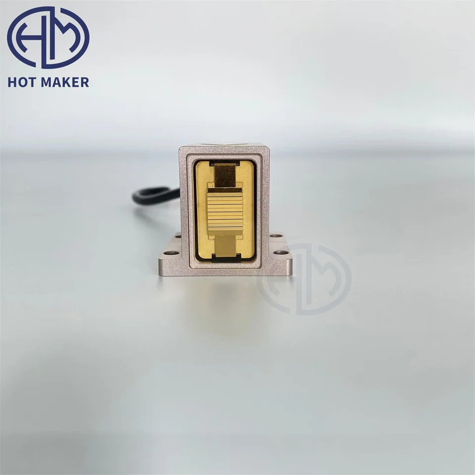 300W HD-MA30-D05 755 808 1064 Troj pásmový diódový laserový stoh trvala chĺpková odstránenie 60 W 5 bar