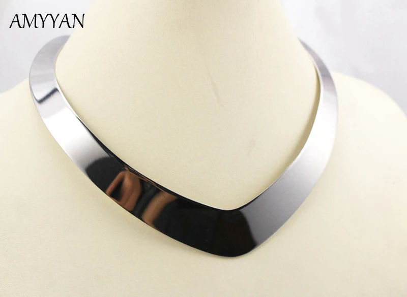 316L z nehrdzavejúcej ocele Color momenty náhrdelníka V tvar golieru Choker Jewelry Dámske momenty vianočné darčeky