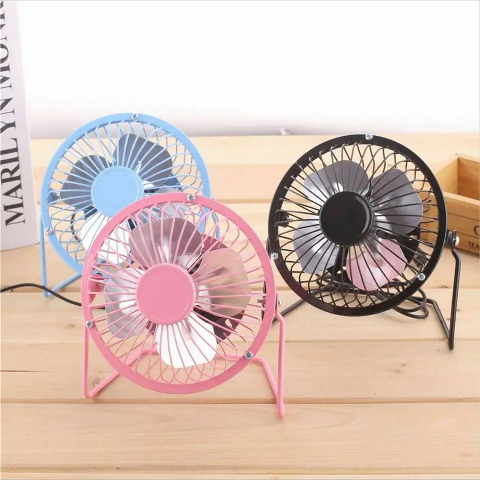 4 -palcový kovový USB Mini Desk prenosný prenosný 360 stupňov nastaviteľný uhol tichého chladiaceho ventilátora pre domácu kanceláriu prenosný počítač