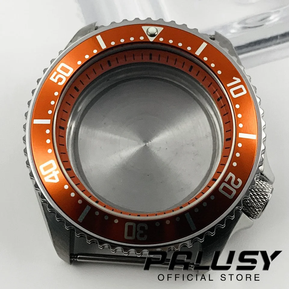42 mm puzdro z nehrdzavejúcej ocele titánový ráme