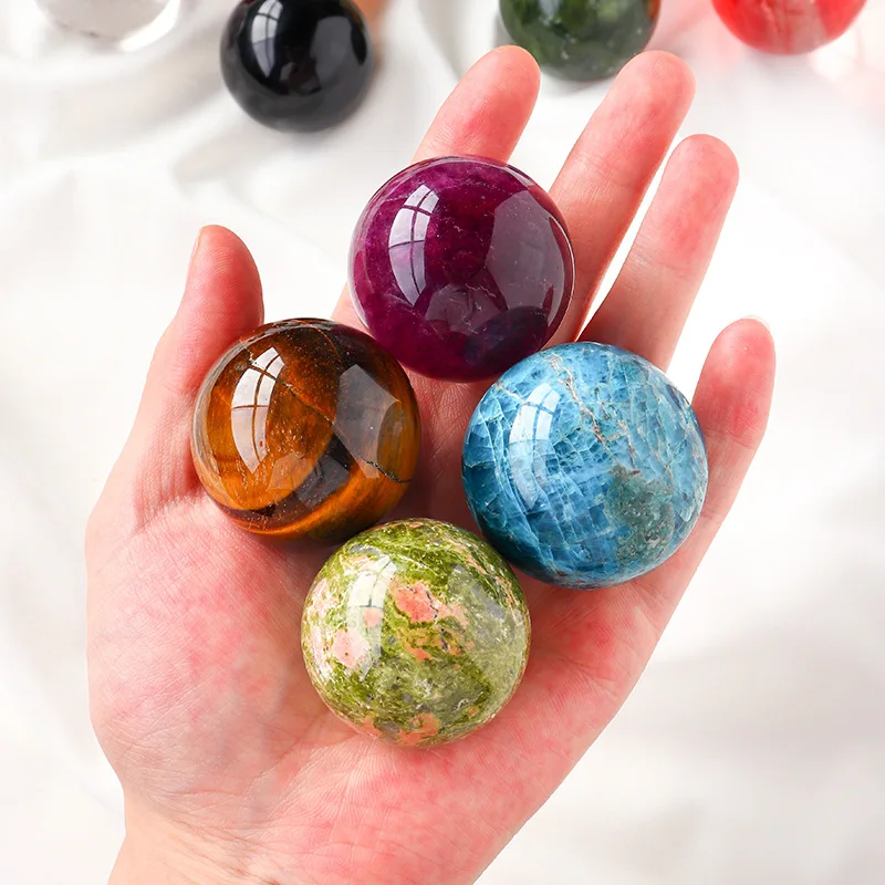4cm prírodná krištáľová guľa Blue Apatit Tiger Eye Unakite Magic Divinte Gemstone Sphere Energy Liečenie Čakra kremeň dekorácie