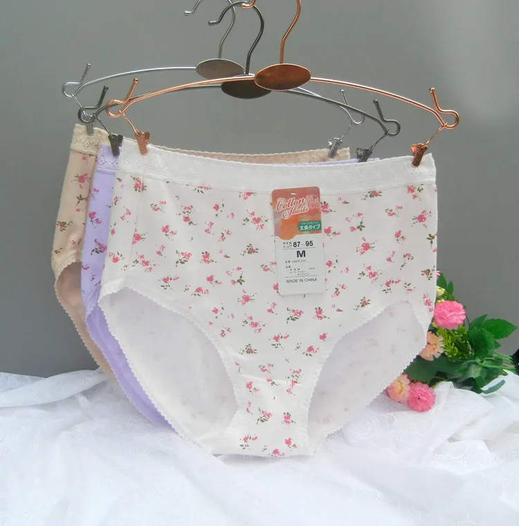 4ks/veľa nových Arrrivalových dámskych nohavičiek 100% bavlnené nohavičky Underwear Woment Tlač Calcinha High Pase Intimates Mama Bragas Lingerie