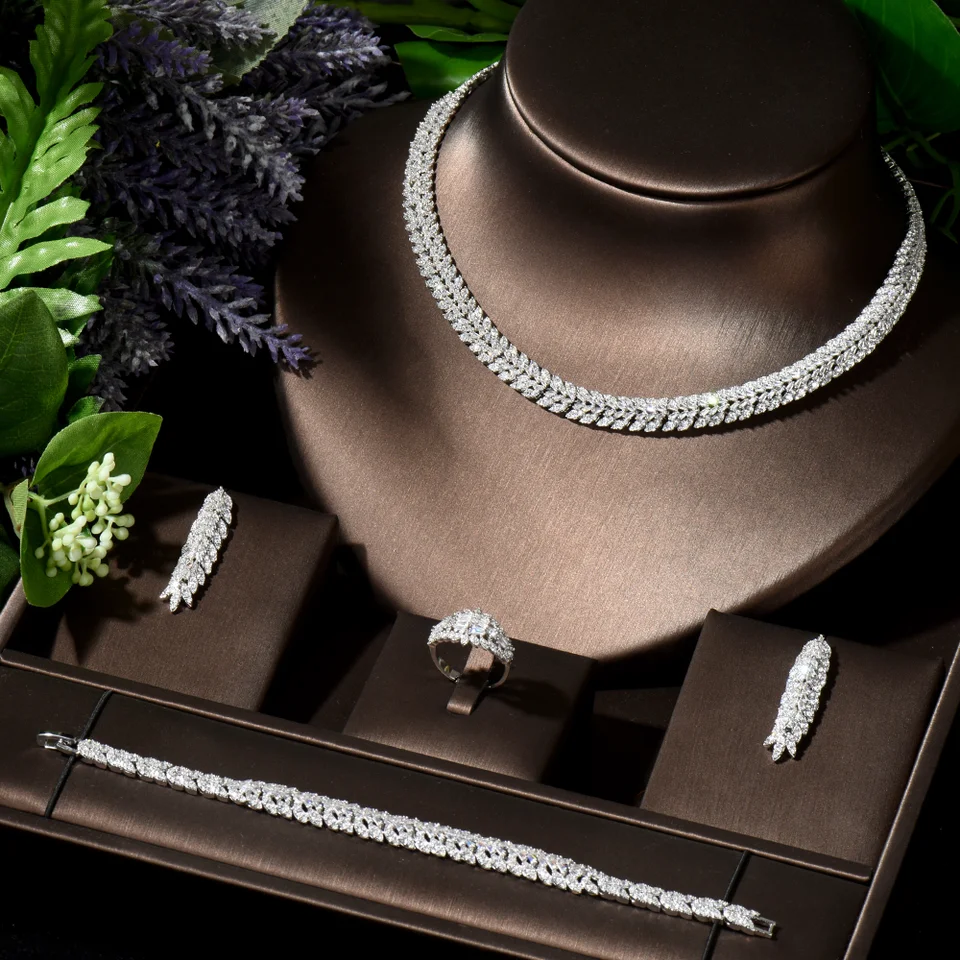 4pcs Dubaj Cubic zirkónia Tassel Drop Drop Big Chunky Svadobný svadobný náhrdelník Luxusné šperky pre nevesty