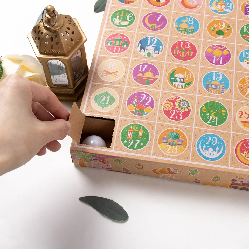 4PCS Ramadan Kareem odpočítavanie Kalendár prekvapenie Box Eid Mubarak Kraft Paper Advent Calendar Candy Boxes Ramadan Party Box