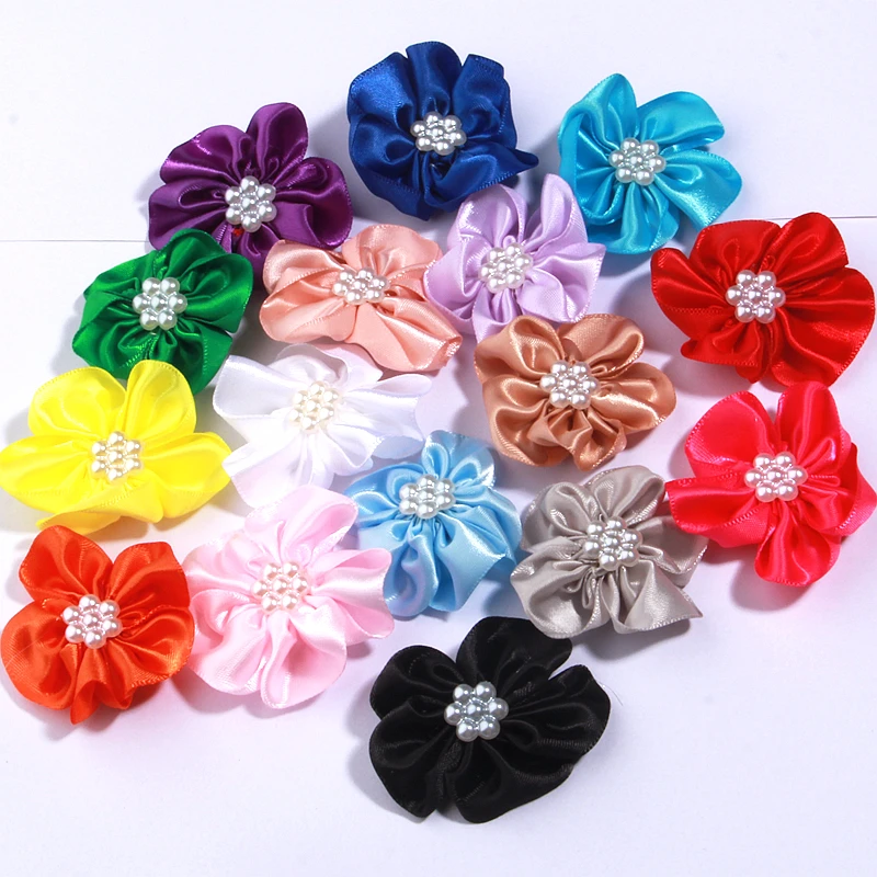 5 cm Petaled Rosette Satin Ribbon Artificial Flowers s akrylovým gombíkom používaným na detské DIY čelenky Clips