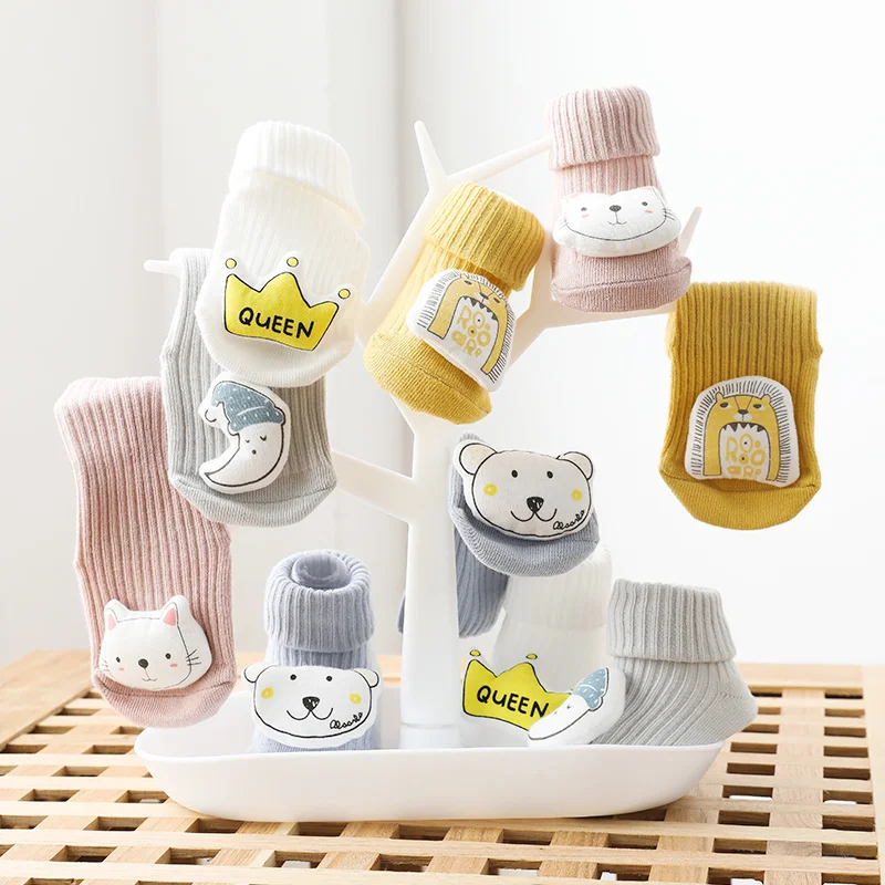 5 párov/balenie 0-3t Dievčatá dievča jar leto Cown Cotton ponožky roztomilé karikatúry Zvieratá Dolls Gripper ponožky batoľa nekĺzanie ponožiek