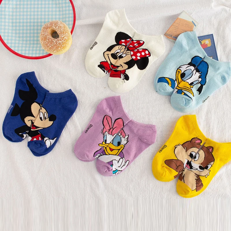 5 párov Disney Anime Series Loď ponožky Ženy Roztomilé mickey myšacie bavlnené skladovanie dievčat Minnie Donald Daisy Duck Hosiery Kids Darče