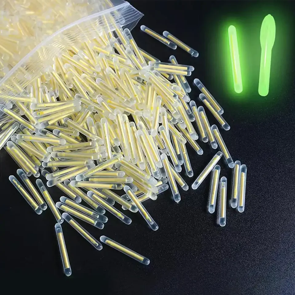 50/16ks Fireflies Fluorescenčný svetelný svetlo Rybolovná plaváka Rodia svetlá Tmavá žiara palica užitočná rybárska fluorescenčná svetlá LightStick