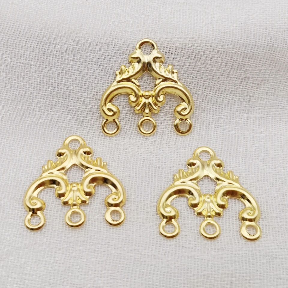 50/200 PCS DIY Šperky príslušenstvo 20*21 mm zlatá farba kovový filigree 3 jamky kvety plátky kúzla základne nastavenia výroby výroby
