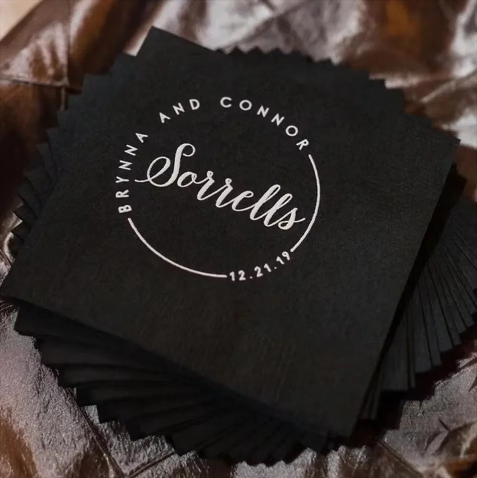50 počítačov Prispôsobené obrúsky Svadobný kokteilový nápojový papier výročie Party Monogram vlastný obedový obedový hosť