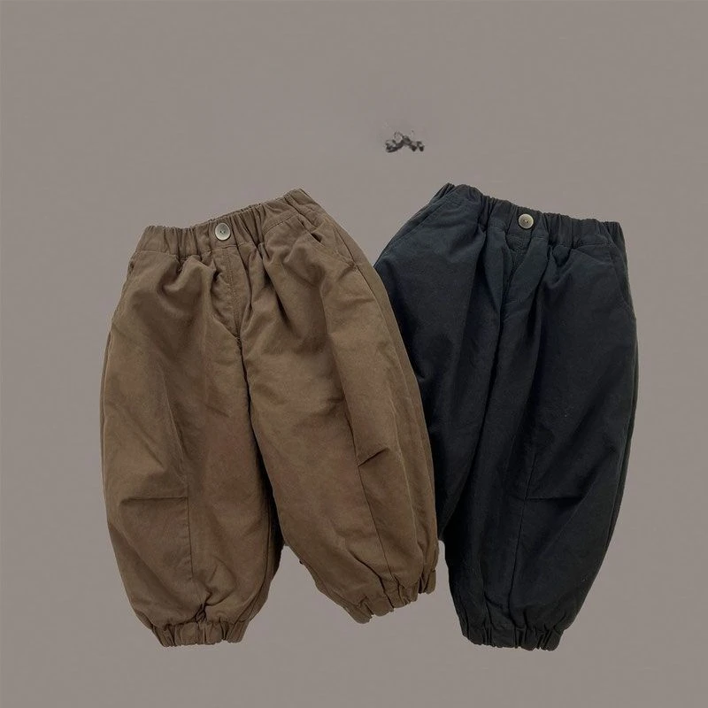 5116 Detské oblečenie 2024 Jeseň zima Nový kabát s kabátom Kórejská verzia chladných a zamatových čalúnených nohavíc Boy's Pant Pant