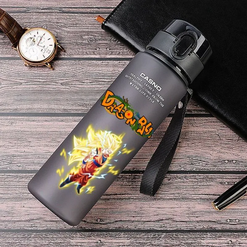 560 ml Dragon Ball Sun Wukong Vegeta Cartoon Animation Plastový pohár vody Anti-Fall Outdoor Camping Prenosný športový vodný pohár