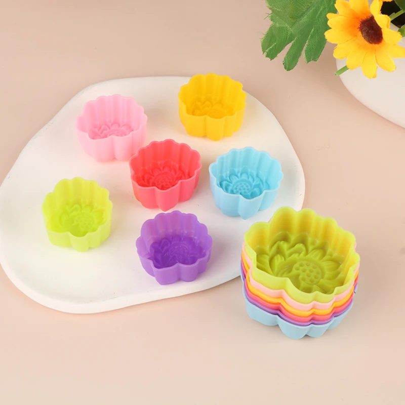5ks 3/5 cm Lotus Silikone Fold Cupcake Form Muffin Pečenie Neprirodzené a tepelne rezistentné opakovane použiteľné formy silikónového koláča