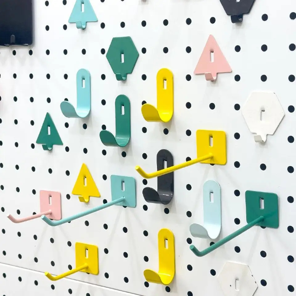 5ks/set Creative Good Poličky Slatwall Hook Multifunkcia závesného nástroja Držiteľ držiaka Hook Držiak na zobrazenie háčikov s jedným riadkom Hook