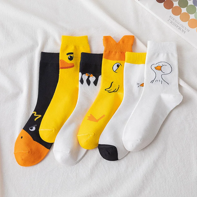 6 párov/balenie šťastné vtipné ženy ponožky Little Yellow Duck Cartoon Cosplay ponožky Novinka roztomilý kawaii rozčúlený bavlnená dlhá ponožka