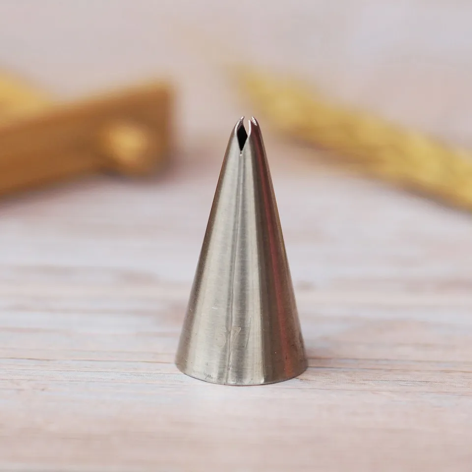 #67 listy trysky polevy na črevo trysky Tip Tip Tip Tip Cupcake Písacia trubica zdobenie špičky Pečenie a pečivo Bakeware